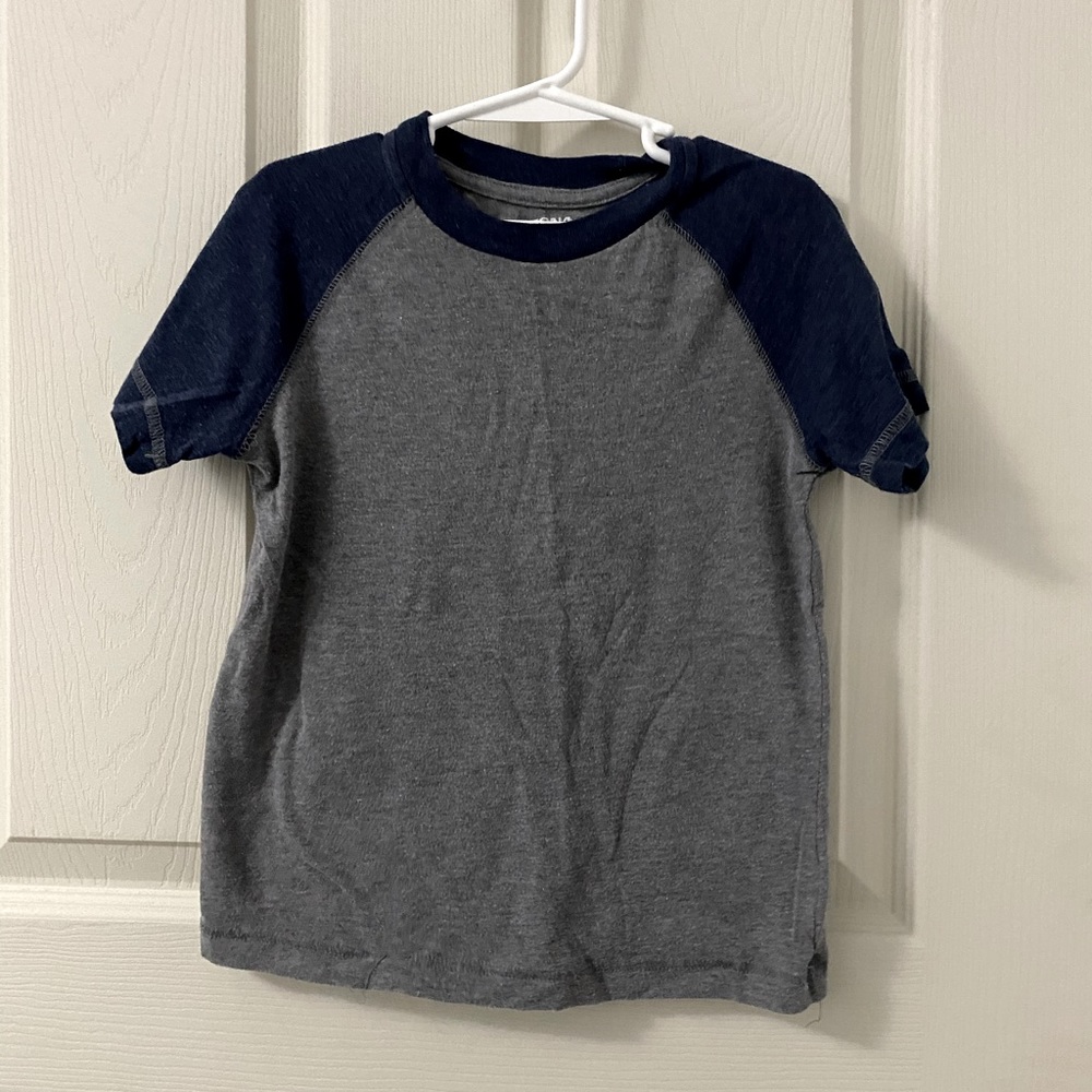 Boys Baseball Tee Size 4
